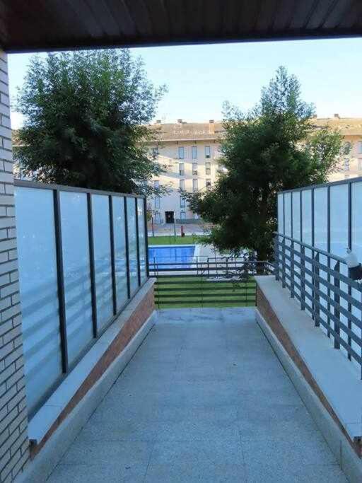 Precioso Atico Con Bonitas Vistas A La Pena Oroel Apartment Jaca Luaran gambar