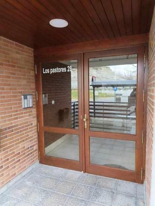 Precioso Atico Con Bonitas Vistas A La Pena Oroel Apartment Jaca Luaran gambar