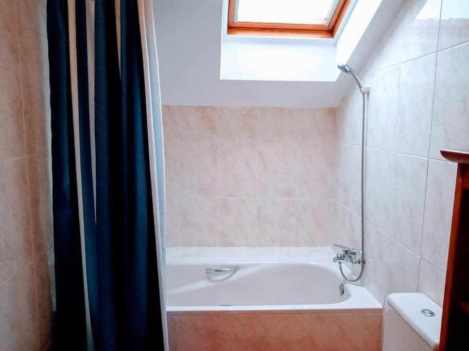Precioso Atico Con Bonitas Vistas A La Pena Oroel Apartment Jaca Luaran gambar