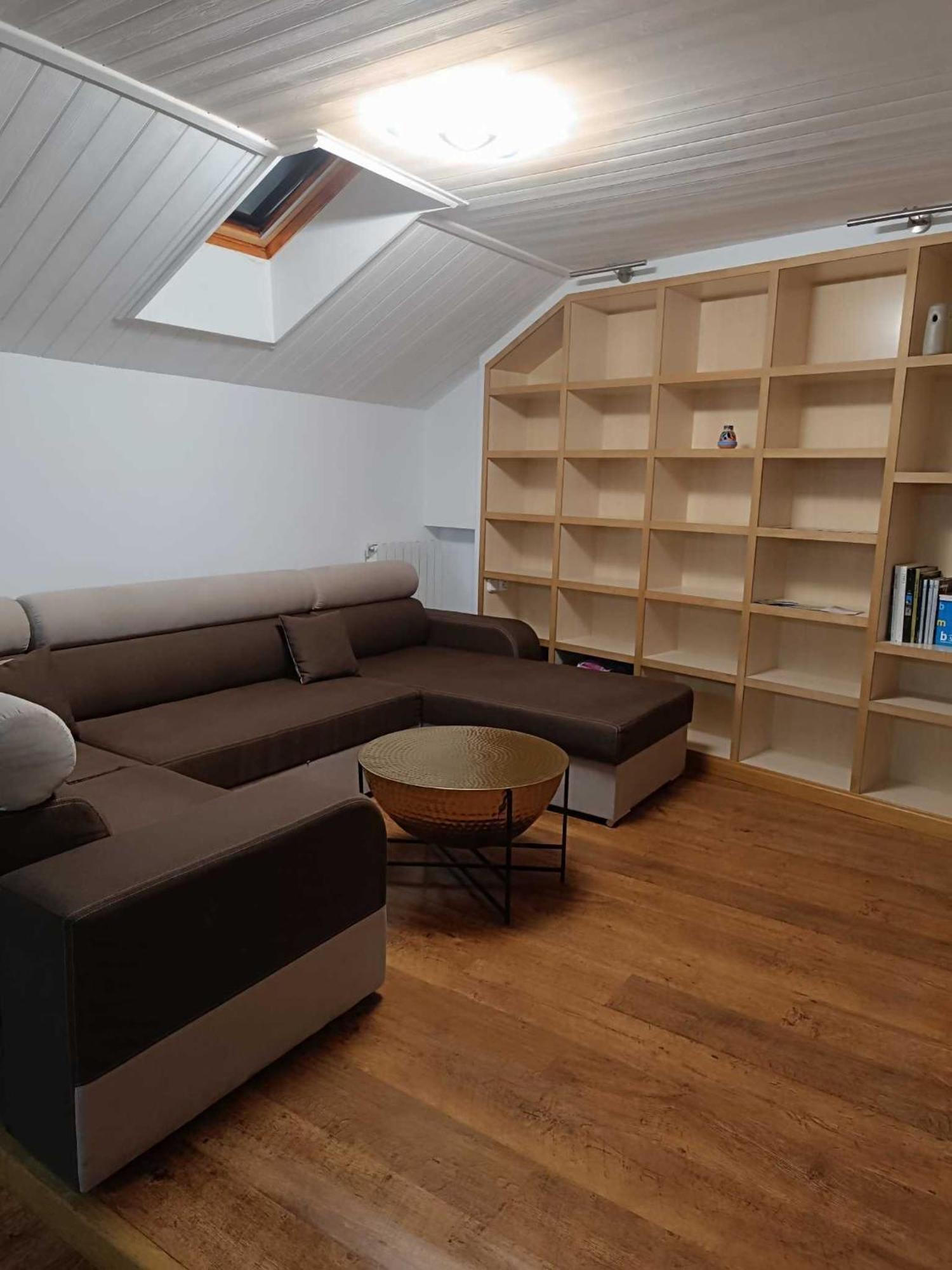 Precioso Atico Con Bonitas Vistas A La Pena Oroel Apartment Jaca Luaran gambar